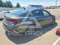 2024 Hyundai Elantra фото