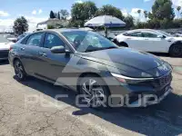 2024 Hyundai Elantra фото