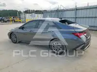 2024 Hyundai Elantra фото