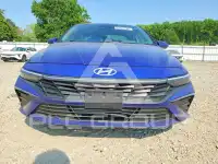 2024 Hyundai Elantra фото