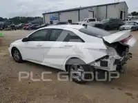 2024 Hyundai Elantra фото