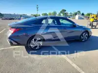 2024 Hyundai Elantra фото