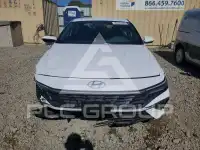 2024 Hyundai Elantra фото