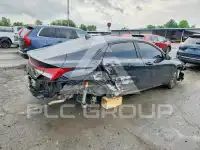 2024 Hyundai Elantra фото