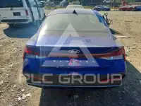 2024 Hyundai Elantra фото