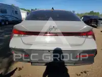 2024 Hyundai Elantra фото
