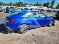 2024 Hyundai Elantra фото