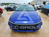 2024 Hyundai Elantra photo