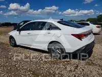 2024 Hyundai Elantra фото