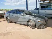 2024 Hyundai Elantra фото