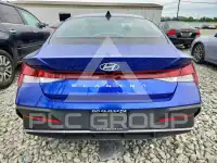 2024 Hyundai Elantra фото