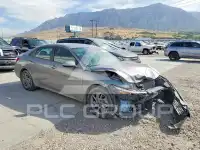 2024 Hyundai Elantra фото