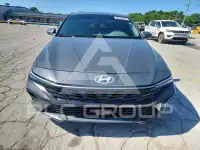 2024 Hyundai Elantra photo
