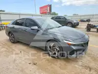 2024 Hyundai Elantra фото