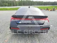 2024 Hyundai Elantra фото