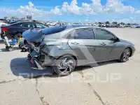 2024 Hyundai Elantra photo