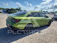 2024 Hyundai Elantra фото