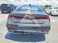 2024 Hyundai Elantra фото