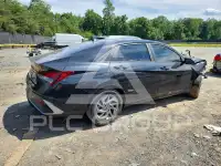 2024 Hyundai Elantra фото