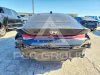 2024 Hyundai Elantra фото