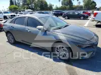 2024 Hyundai Elantra фото