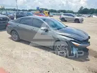 2024 Hyundai Elantra фото