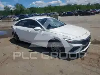 2024 Hyundai Elantra фото