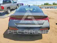 2024 Hyundai Elantra photo