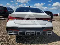 2024 Hyundai Elantra фото
