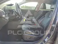 2024 Hyundai Elantra фото