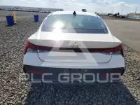 2024 Hyundai Elantra фото