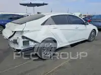 2024 Hyundai Elantra photo