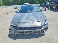 2024 Hyundai Elantra фото