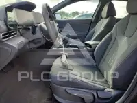 2024 Hyundai Elantra фото