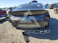 2024 Hyundai Elantra фото