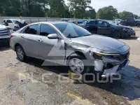 2024 Hyundai Elantra photo