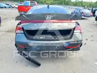 2024 Hyundai Elantra фото