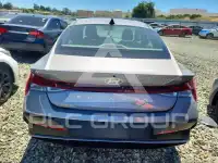2024 Hyundai Elantra фото