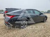 2024 Hyundai Elantra photo