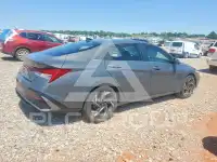 2024 Hyundai Elantra photo
