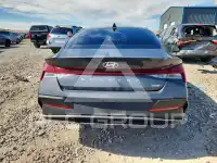 2024 Hyundai Elantra photo