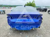 2024 Hyundai Elantra photo
