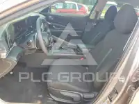 2024 Hyundai Elantra photo