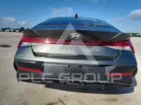 2024 Hyundai Elantra фото