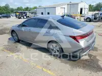 2024 Hyundai Elantra photo