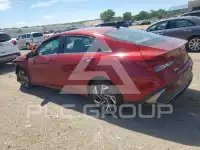 2024 Hyundai Elantra фото