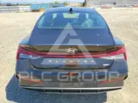 2024 Hyundai Elantra фото