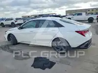 2024 Hyundai Elantra фото