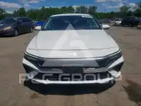 2024 Hyundai Elantra фото