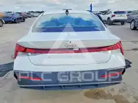 2024 Hyundai Elantra фото
